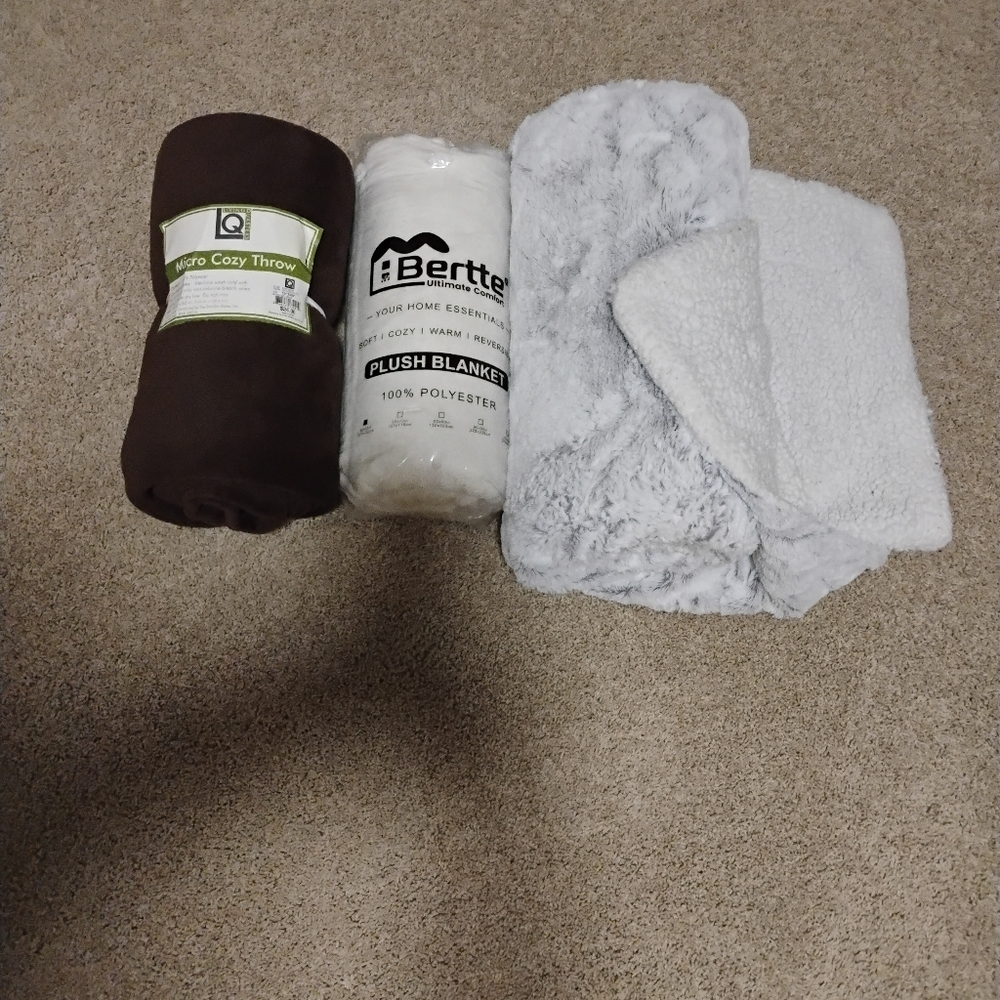 3 Comfy Cozy Throws